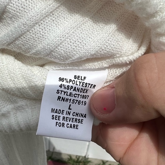 NWOT white striped knit cropped Crewneck long sleeve sweater with tie detail - Picture 9 of 14